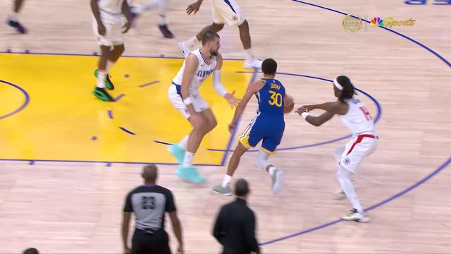 久旱逢甘霖！ 格林连续命中两记三分一箭穿心