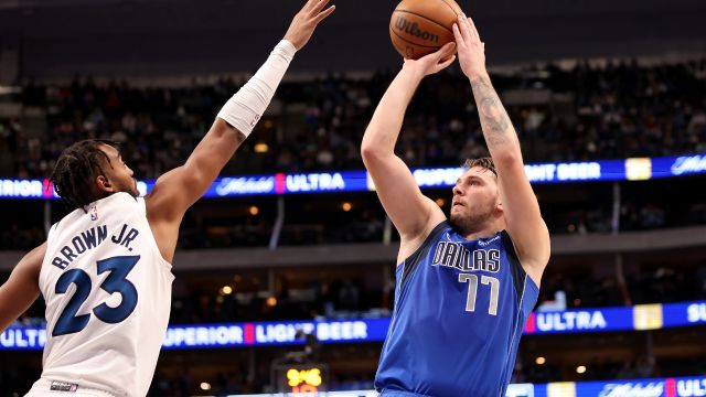 东契奇vs森林狼集锦 空砍39+6+13独木难支未能取胜