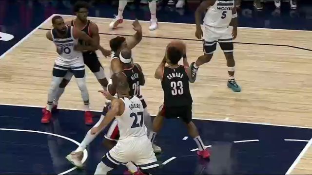 开拓者vs森林狼第1节英文原声回放