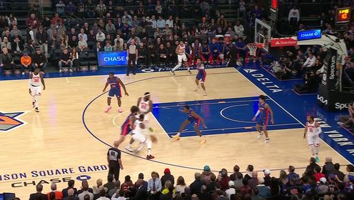 《NBA全场集锦》脚踩风火轮 坎宁安快马加鞭反击暴扣一条龙
