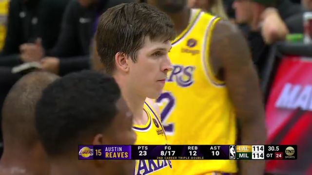 NBA常规赛：湖人vs雄鹿加时赛1英文原声回放