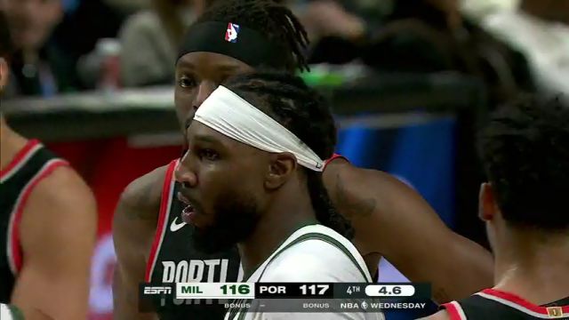 雄鹿vs开拓者第4节英文原声回放