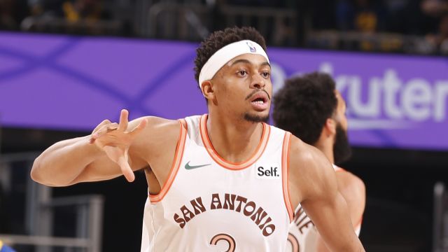 约翰逊vs勇士集锦 砍下22+11状态在线助队取胜