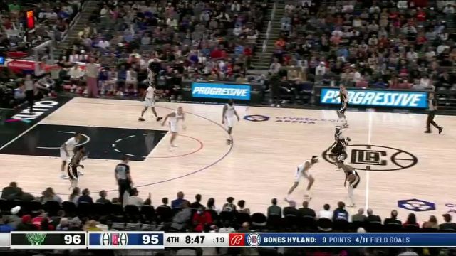 NBA常规赛：雄鹿vs快船英文原声全场回放