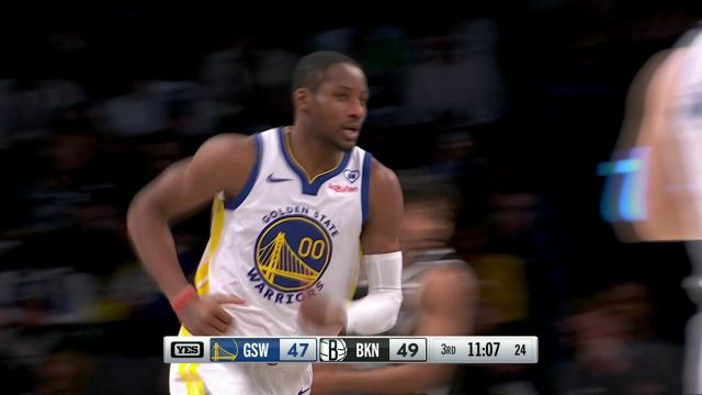 没别的就是会飞 库明加半分钟连送2记暴扣