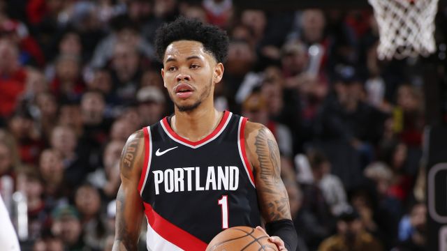 西蒙斯vs雄鹿集锦 砍下24分末节关键两分一锤定音