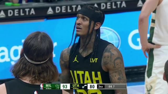 雄鹿vs爵士第3节中文解说回放