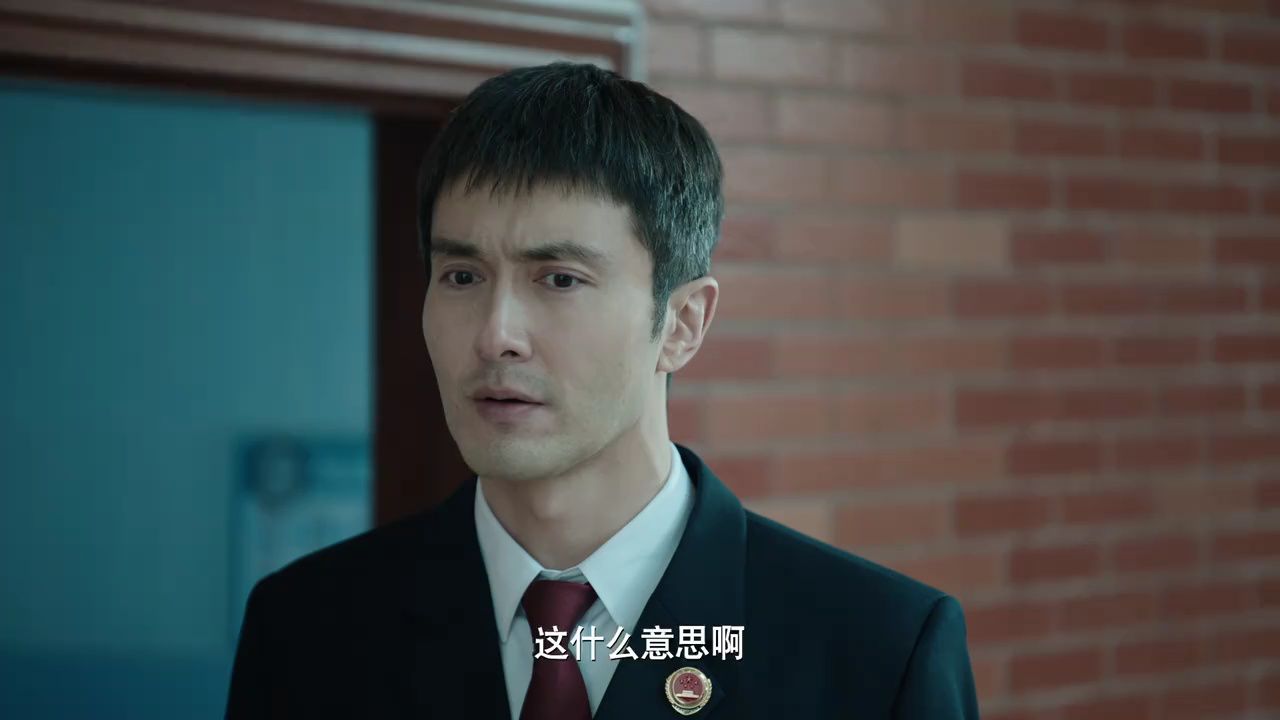 本该是纯净的校园,却陷入偷拍风波,是谁在亵渎青春最后净土?#无尽的尽头#无尽的尽头校园偷拍案_高清1080P在线观看平台_腾讯视频