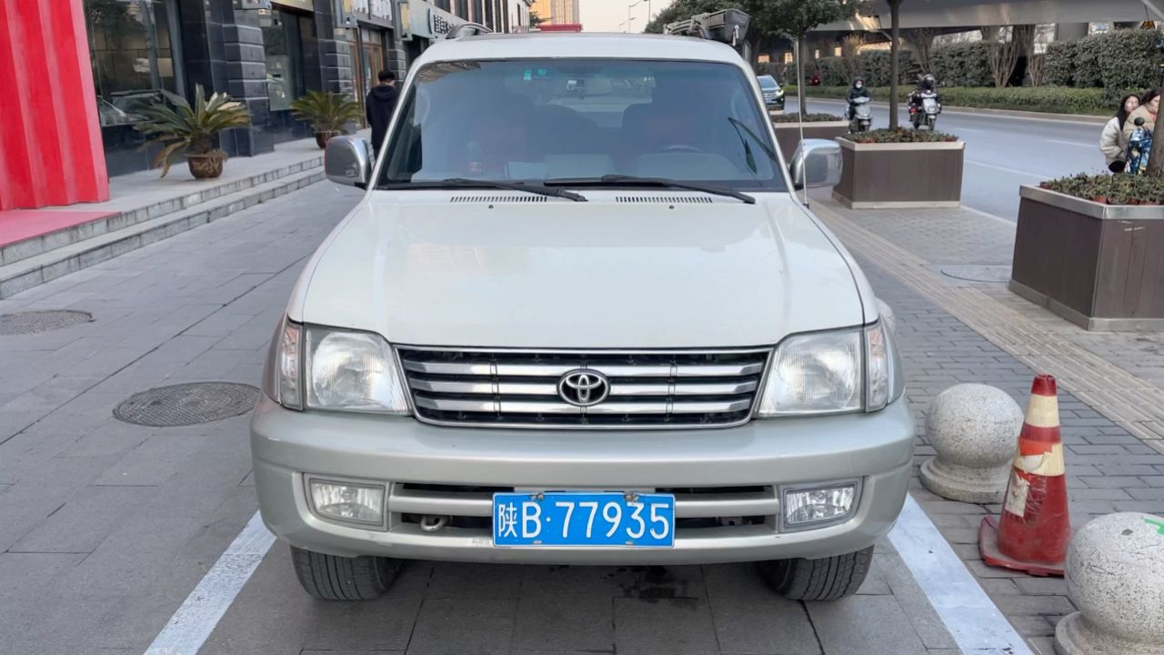 纯数字车牌丰田普拉多lc90