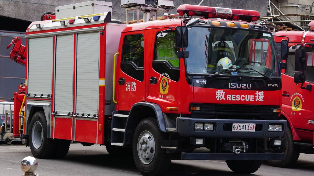 实拍西安市消防救援支队芙蓉西路消防救援站5车待命