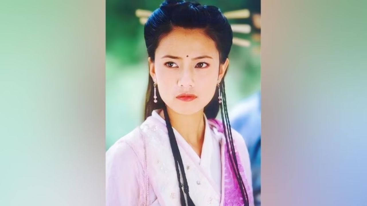 第十集丨明教七大高手被成昆暗算重伤,关键时候张无忌力挽狂澜