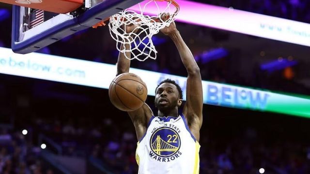 勇士利好！维金斯已重回湾区，参与球队训练，预计明日战雄鹿首发出战