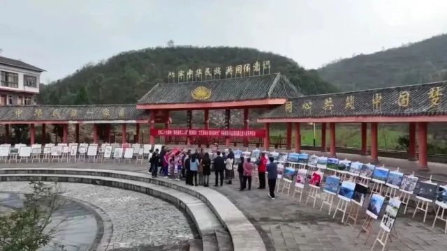 深入学习贯彻党的二十大精神 | 清镇市小坡村:创新形式 让宣讲有高度接地气