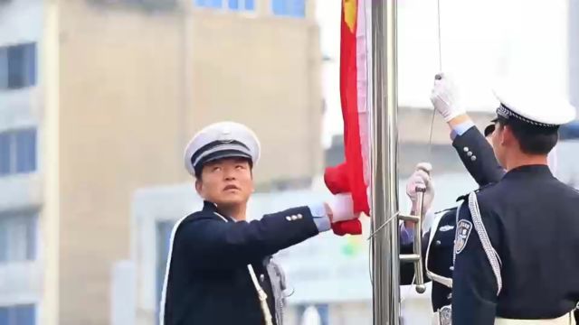 刘建全作词、宁林作曲、何坤演唱《山河看得见 祖国看得见》