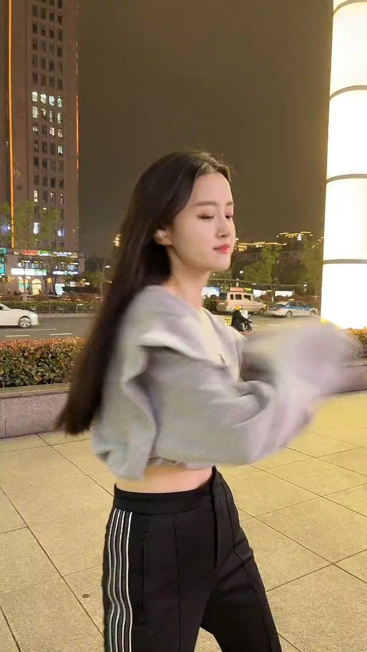 我最喜欢小思思 长的像小思思不行 性格像小思思不