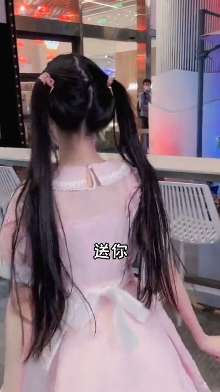 距离我破壳纪念日还有5分钟48秒…@暗黑大米.m#四季予你手势舞