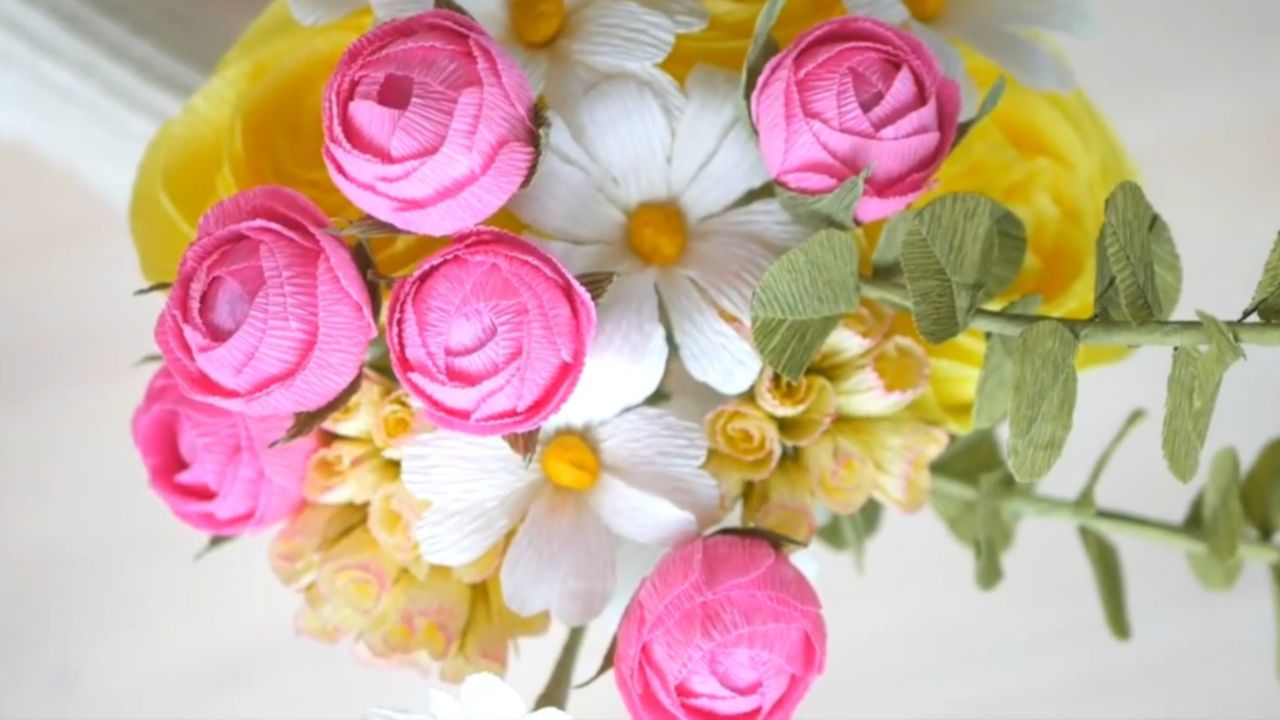 皱纹纸玫瑰花制作教程图片