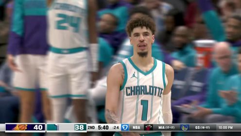 《NBA全场集锦》个人的拿手好戏 三球超远三分突施冷箭实施精准打击