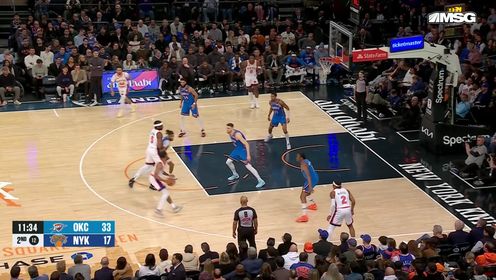 《NBA全场集锦》瞅准时机就能得分！麦克布莱德高高跃起补篮得手还有加罚