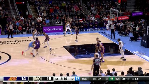 《NBA全场集锦》得分如同探囊取物！丹尼尔斯无视防守迎着布克命中抛投