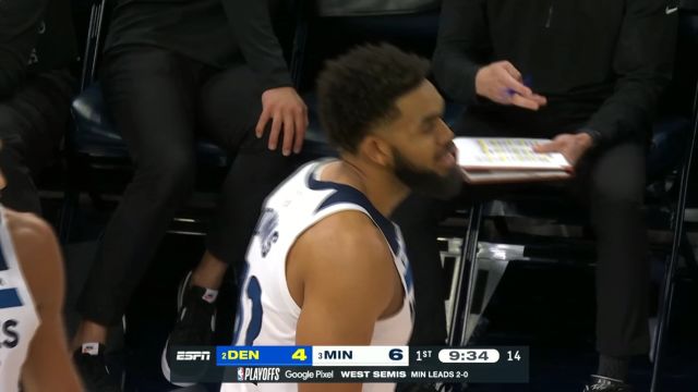 孙世睿评价约基奇单打唐斯：咧嘴微微一笑 深获裁判信任