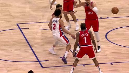 《NBA全场集锦》专注力满分！祖巴茨捍卫禁区钉板大帽摁下对手