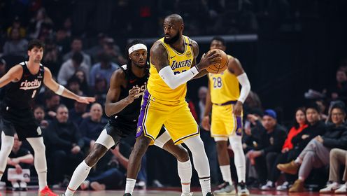 《NBA全场集锦》【原声】湖人110-102开拓者 詹姆斯&里夫斯合砍72分湖人力克开拓者