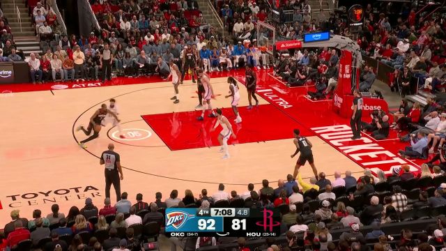 身高优势碾压！杜兰特干拔跳投手拿把掐