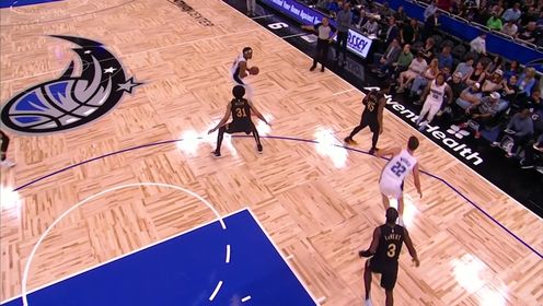 《NBA骑士》回顾魔术vs骑士交战纪录 东部黑马能否客场斩落米球王