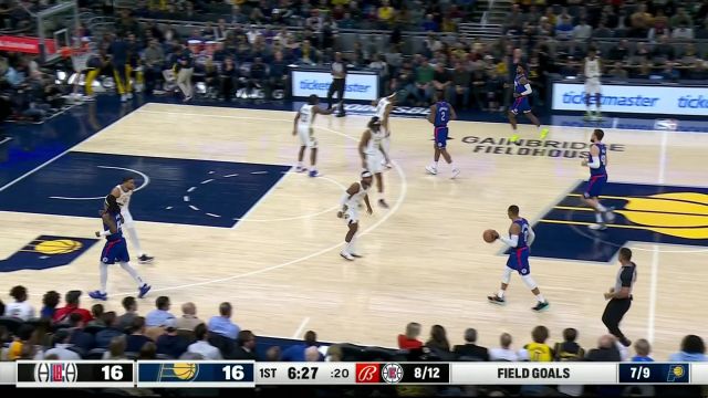 个人能力全面展现！乔治接球三分出手稳稳命中