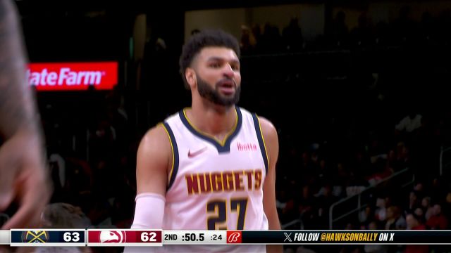 防不胜防！约老师抢下进攻篮板助飞穆雷空切挂筐