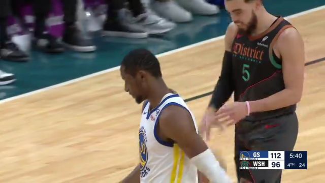 NBA常规赛：勇士vs奇才英文原声全场回放