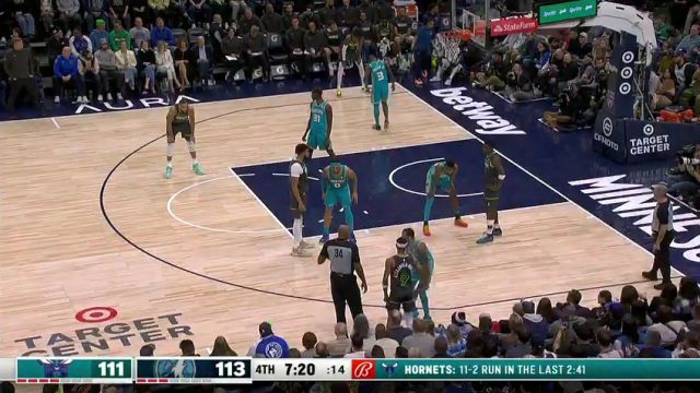 NBA常规赛：黄蜂vs森林狼第4节英文原声回放