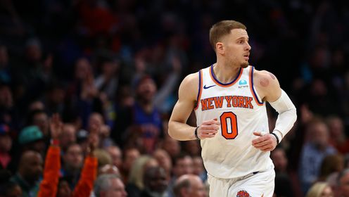 《NBA全场集锦》【球星】迪温琴佐vs黄蜂集锦 手感火热连射三分拿下28+6