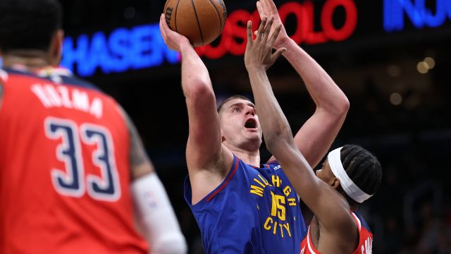 掘金113-104奇才 约基奇42+12+8掘金击败奇才客场过关