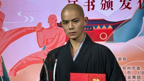 年仅21岁！“最帅少林武僧”秋风不幸车祸去世，《赴山海》成遗作