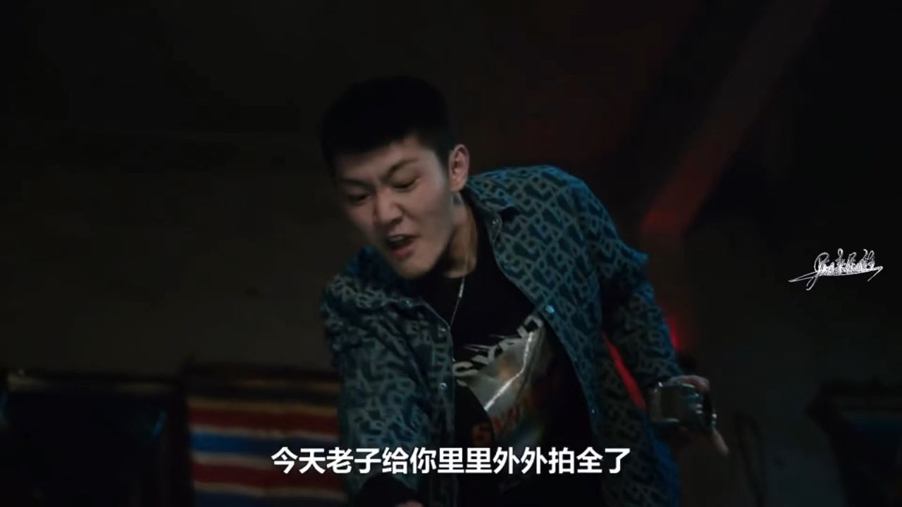 无尽的尽头:田俊怀恨在心,绑架夏秋,疯狂拍不雅照片_高清1080P在线观看平台_腾讯视频