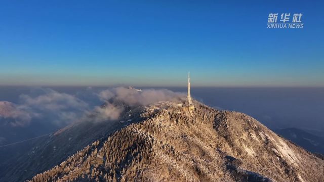 当大雪遇上日出:湖南衡山化身壮美山水画卷