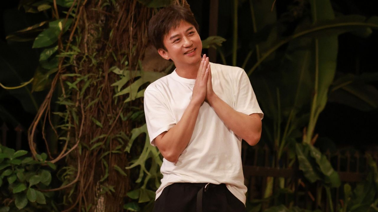邓超给鹿晗歌曲编舞,舞姿魔性节奏卡点满分,表情夸张搞笑像便秘