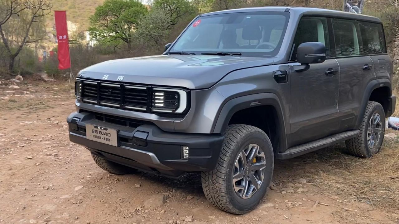 更稳更准更猛 体验bj40刀锋英雄版攀登者