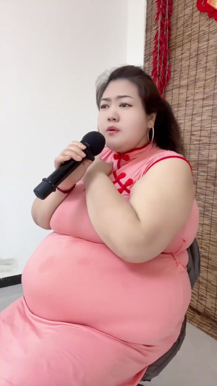 胖婷婷爱唱歌: #真人真唱 #音乐 #唱歌 每当耳边响起那熟悉的旋律