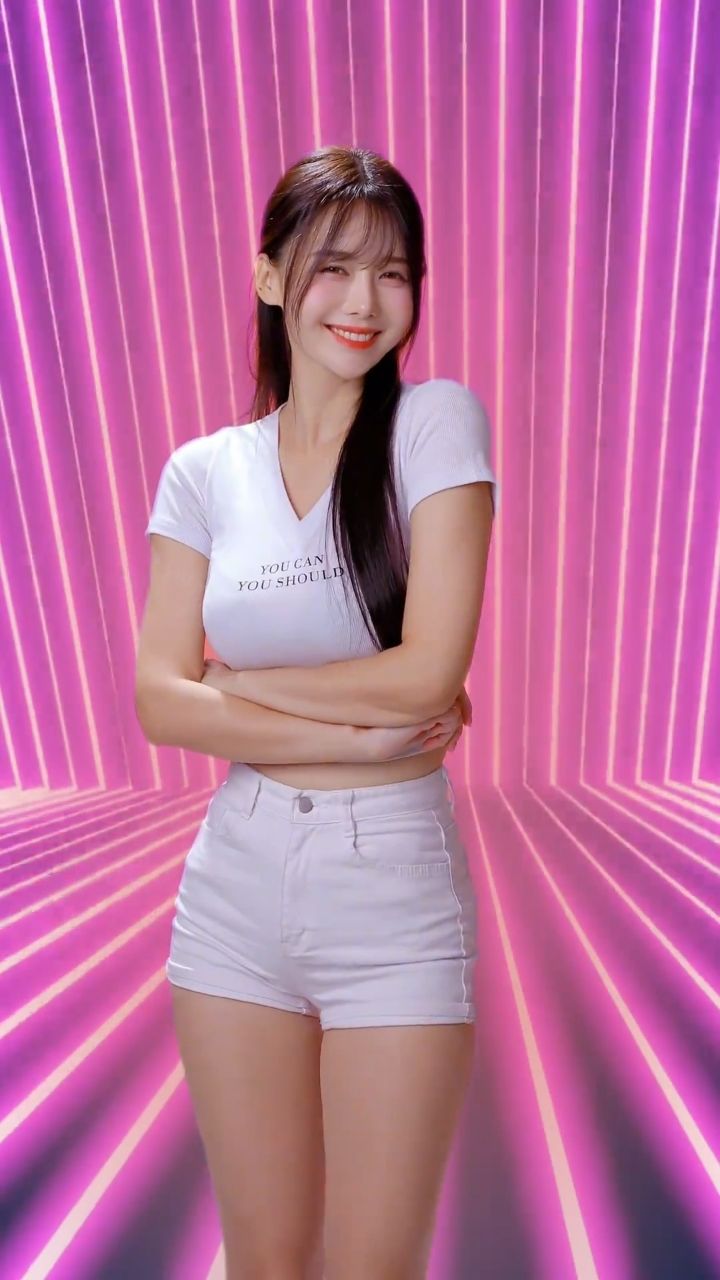 别惹我,不然我给你一个右鞭腿哦