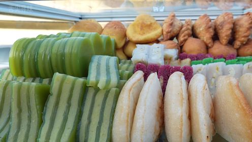 越南街头美食传奇：西贡必尝小吃，美味到你无法自拔！