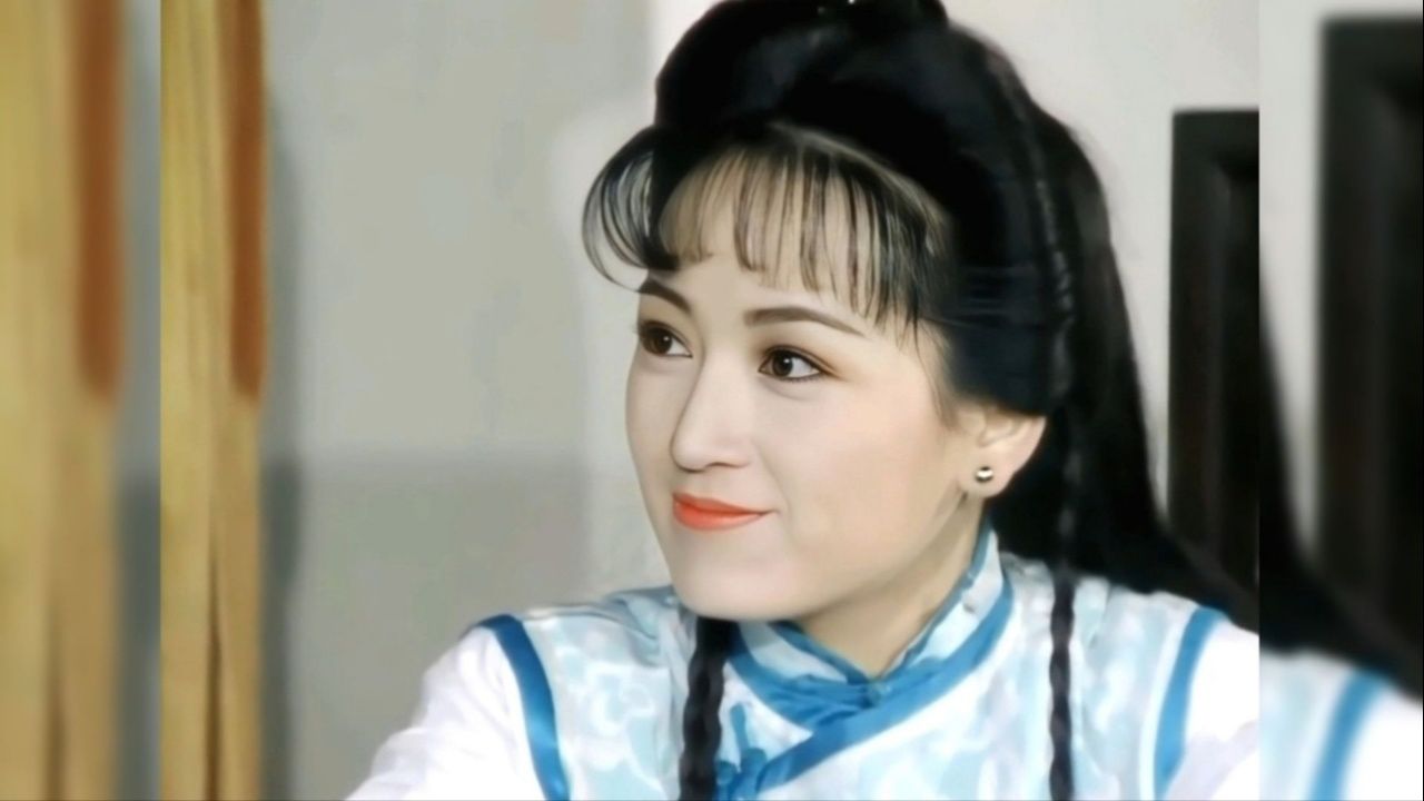 28岁的龚慈恩真的太漂亮了 配上主题曲《追梦人》,一个字,绝!