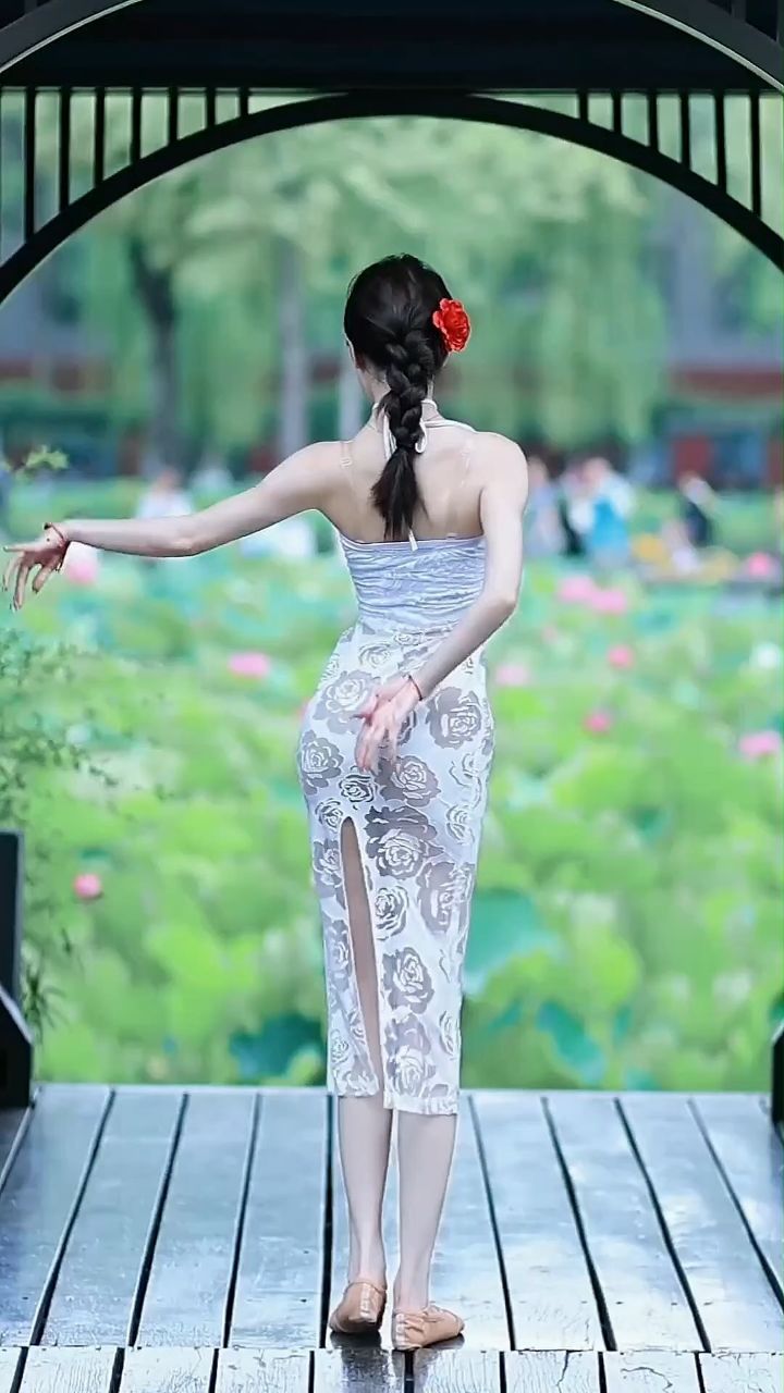 一般男生的初恋都是什么样的女孩?#红昭愿舞蹈