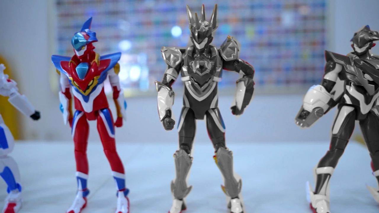 【心奇爆龙战车】捉迷藏!霸王龙找到腕龙,那其他人藏在哪呢?