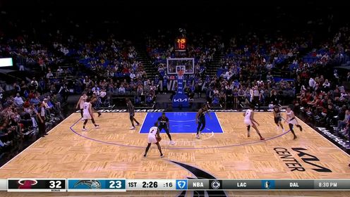 《NBA全场集锦》身体素质炸裂！韦尔高高跃起隔人暴扣势大力沉 