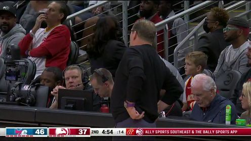 《NBA全场集锦》【回放】NBA季前赛：76人vs老鹰第2节英文原声回放