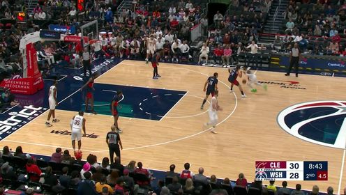 NBA全场集锦_NBA常规赛：骑士135-116奇才_晃得找不到北！米切尔胯下拉回三分出手直接命中_高清
