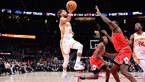 《NBA全场集锦》【原声】公牛125-113老鹰 公牛8人得分上双18分逆转翻盘